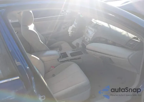 2011 Toyota Camry Le from USA, damaged, VIN 4T1BF3EK4BU665607